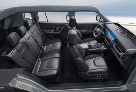 Фото интерьера Просторный салон Jetour T1